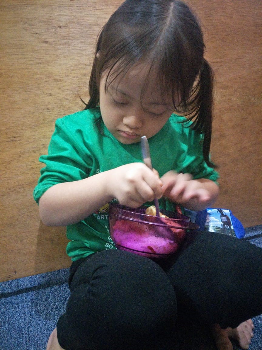 Tips menumbuhkan anak suka makan